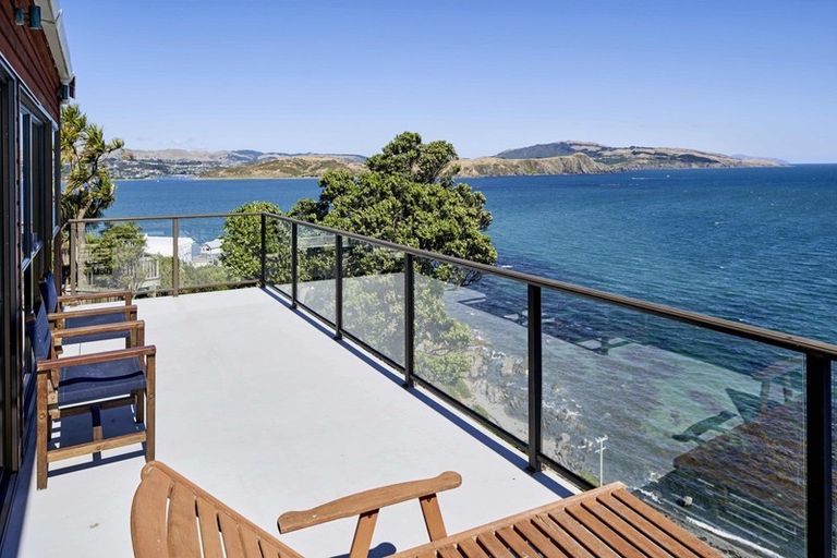 Photo of property in 9 Ogilvy Terrace, Plimmerton, Porirua, 5026