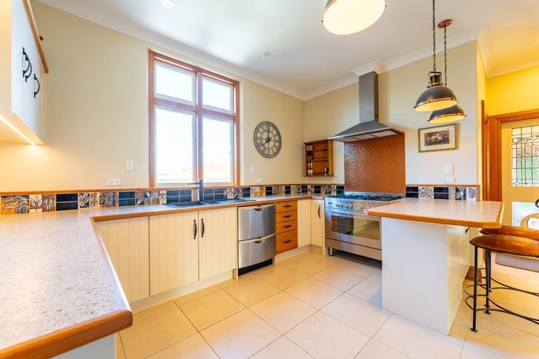 Photo of property in 14 Te Weka Street, Maori Hill, Timaru, 7910