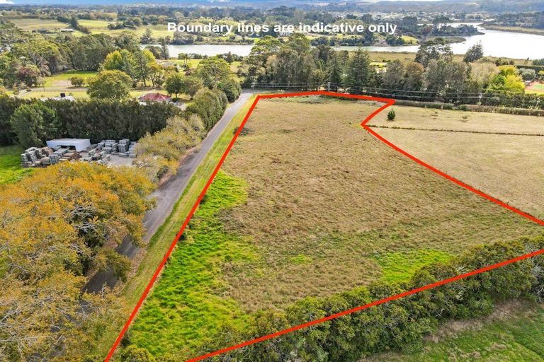 Photo of property in 2 Rope Road, Whenuapai, Auckland, 0618