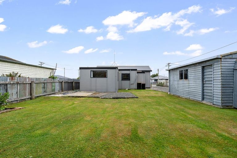 Photo of property in 33 Price Street, Grasmere, Invercargill, 9810