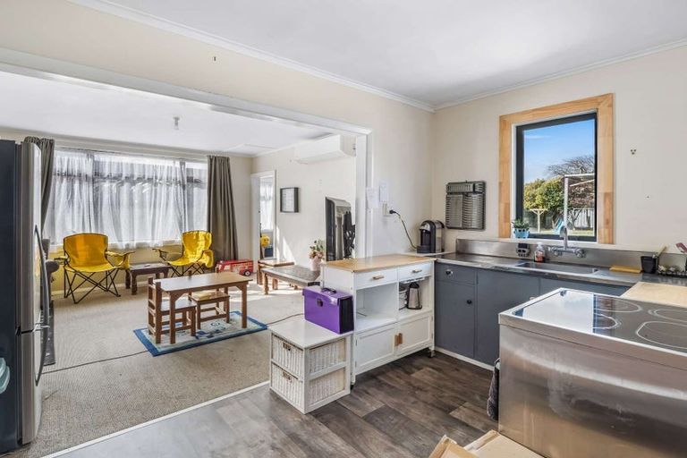 Photo of property in 40 Thyra Street, Dannevirke, 4930