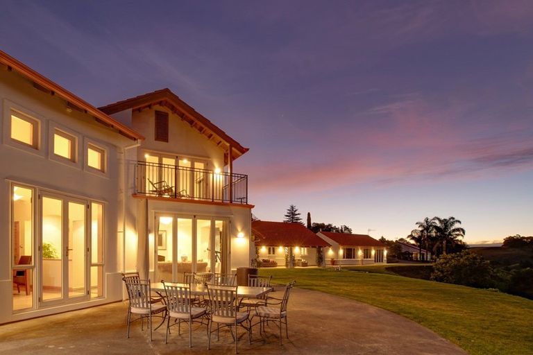 Photo of property in 180 Puketitiri Road, Poraiti, Napier, 4182