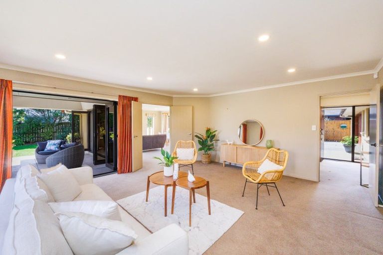 Photo of property in 14 Masefield Terrace, Kelvin Grove, Palmerston North, 4414