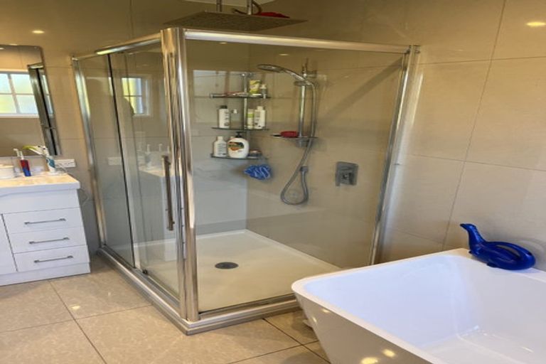 Photo of property in 117 Porritt Avenue, Chatswood, Auckland, 0626