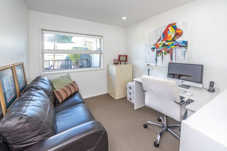 Photo of property in 16 Egmont Street, Patea, 4520