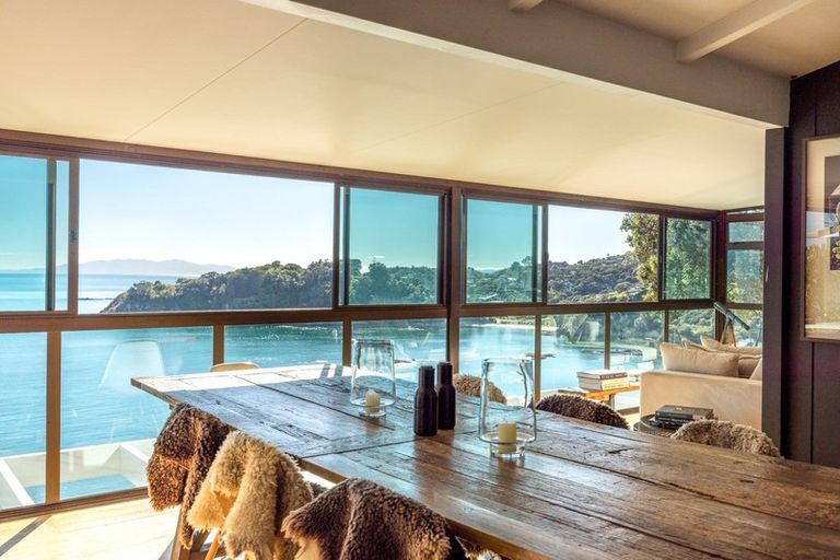 Photo of property in 10 Newton Road, Oneroa, Waiheke Island, 1081