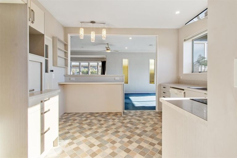 Photo of property in 6 Dash Street, Waimate, 7924