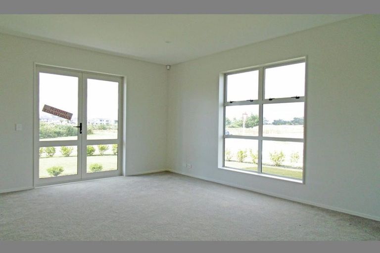 Photo of property in 24 Kaimanawa Road, Karaka, Papakura, 2113