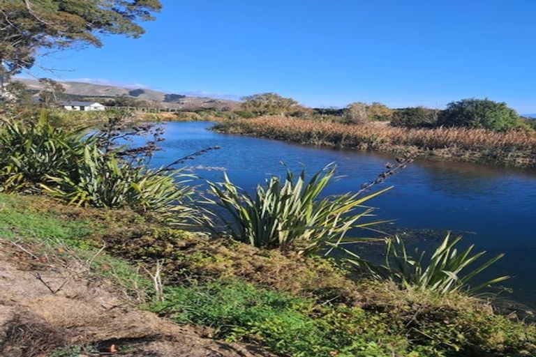 Photo of property in 21a Hardings Road, Riverlands, Blenheim, 7274