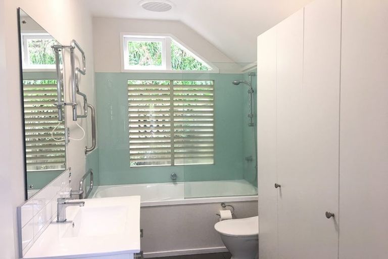 Photo of property in 3/57a Church Street, Devonport, Auckland, 0624