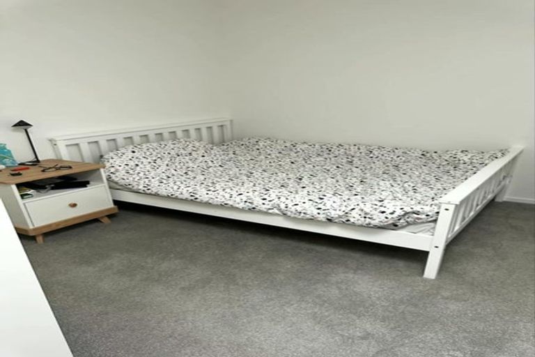 Photo of property in 113c Sycamore Drive, Sunnynook, Auckland, 0620