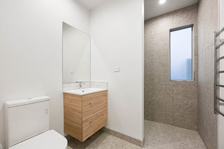 Photo of property in 2/24 Pickering Crescent, Chedworth, Hamilton, 3210