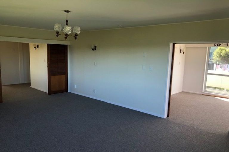 Photo of property in 24 Rajkot Terrace, Broadmeadows, Wellington, 6035