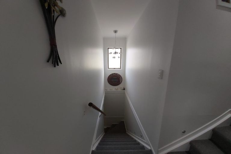 Photo of property in 6 Halder Place, Torbay, Auckland, 0632