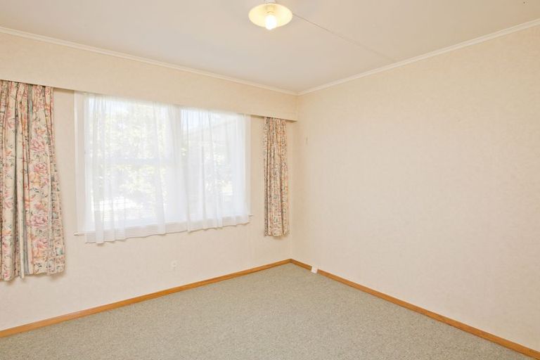 Photo of property in 6 Duff Crescent, Highbury, Palmerston North, 4412