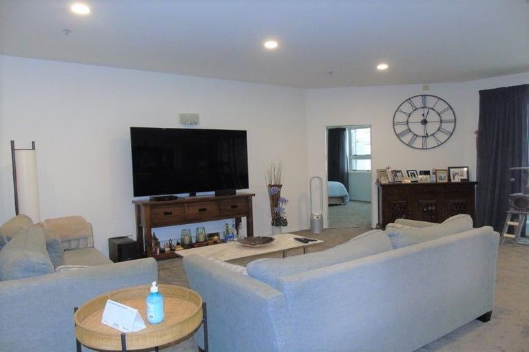 Photo of property in Stadium Garden Flats, 509/107 Thorndon Quay, Pipitea, Wellington, 6011