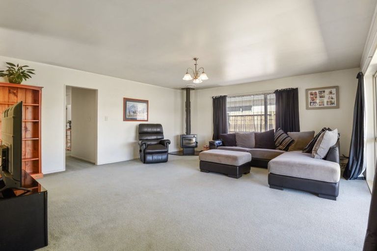 Photo of property in 7 Ashmore Place, Fairy Springs, Rotorua, 3015