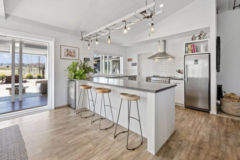 Photo of property in 500 Kinloch Road, Kinloch, Taupo, 3377