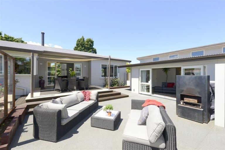 Photo of property in 97 Roydvale Avenue, Burnside, Christchurch, 8053