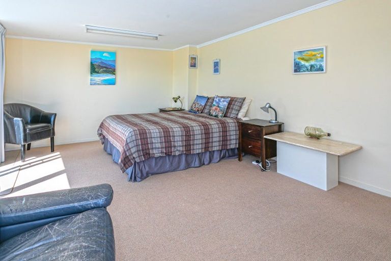 Photo of property in 197 Paku Drive, Tairua, 3508