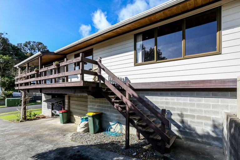 Photo of property in 14 Ambury Place, Merrilands, New Plymouth, 4312