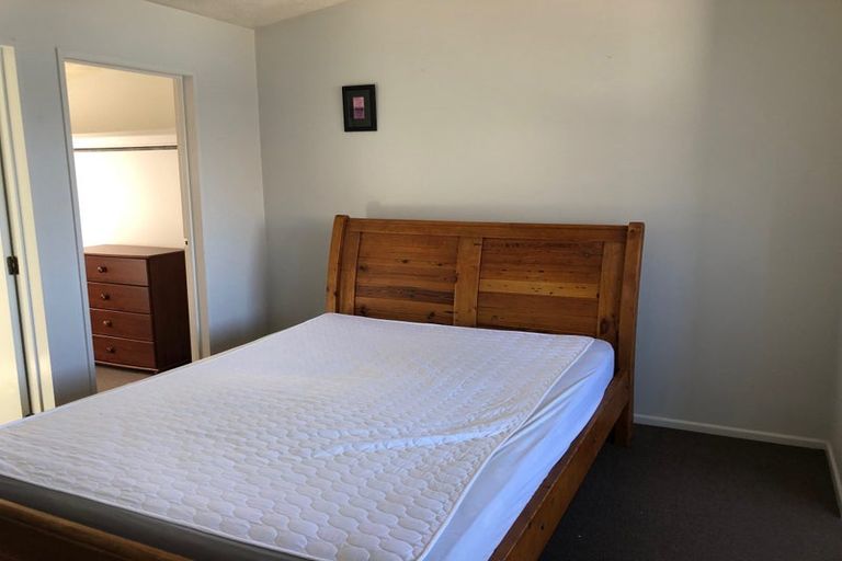 Photo of property in 2/28 Sainsbury Road, Fernhill, Queenstown, 9300