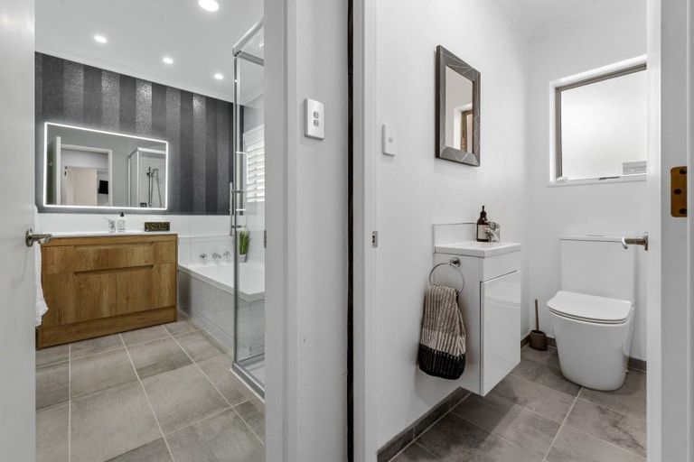 Photo of property in 4 Palm Court, Mount Maunganui, 3116