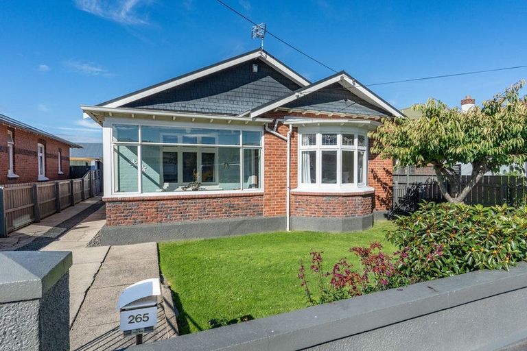 Photo of property in 265 Macandrew Road, Forbury, Dunedin, 9012