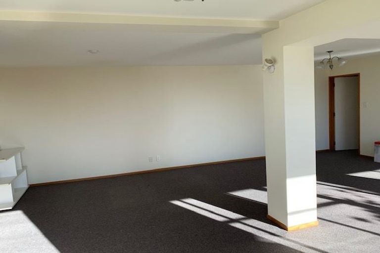 Photo of property in 20 Seamount Terrace, Mount Pleasant, Christchurch, 8081