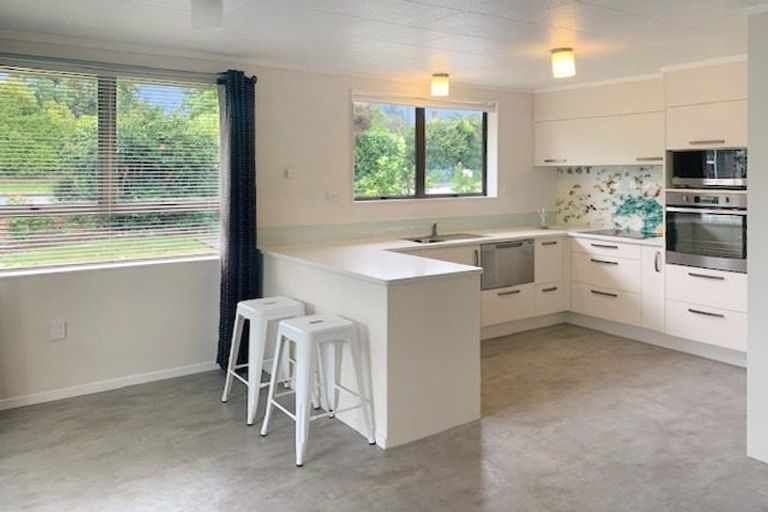 Photo of property in 13c Wanganui Road, Marton, 4710