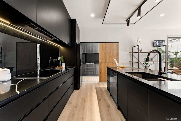 Photo of property in 14 Turret Lane, Hobsonville, Auckland, 0616