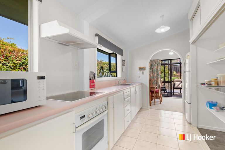 Photo of property in 29 Estuary Crescent, Fairfield, Dunedin, 9018
