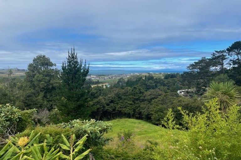 Photo of property in 273 Glenvar Road, Long Bay, Auckland, 0630