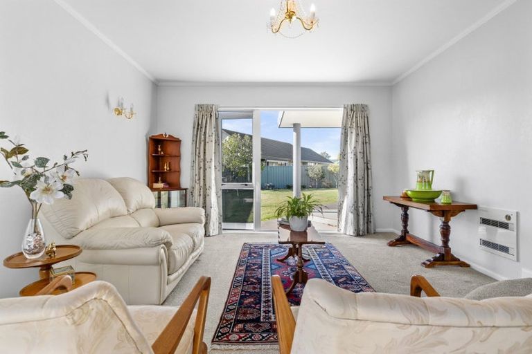 Photo of property in 3 Dules Walk, Taradale, Napier, 4112