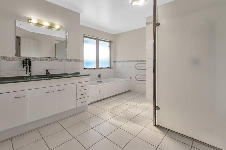 Photo of property in 86 Main Road, Kauri, Kamo, 0185