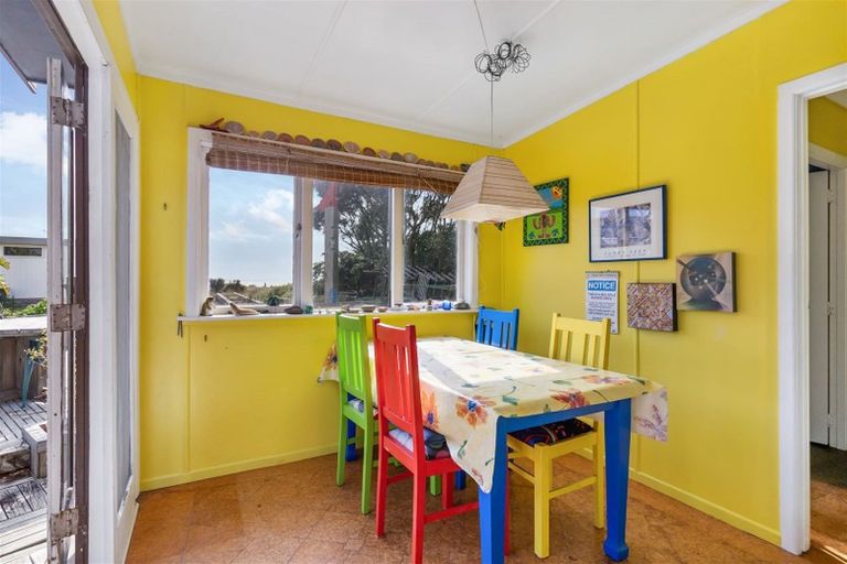 Photo of property in 85 Seaforth Road, Waihi Beach, 3611