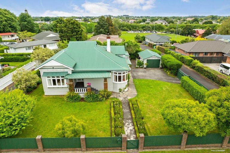 Photo of property in 38 Prospect Terrace, Pukekohe, 2120