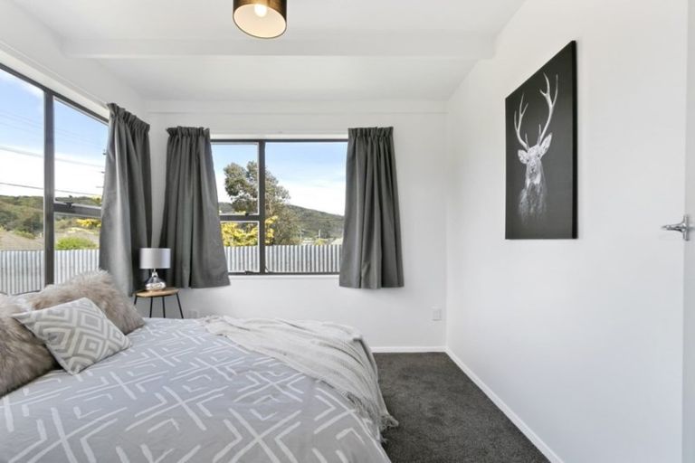 Photo of property in 15 Wright Street, Wainuiomata, Lower Hutt, 5014