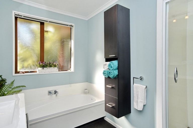 Photo of property in 1 Lacy Gate Place, Woodend, 7610