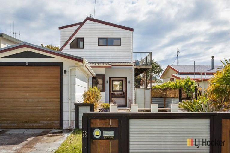 Photo of property in 28 Ocean View Road, Waihi Beach, 3611