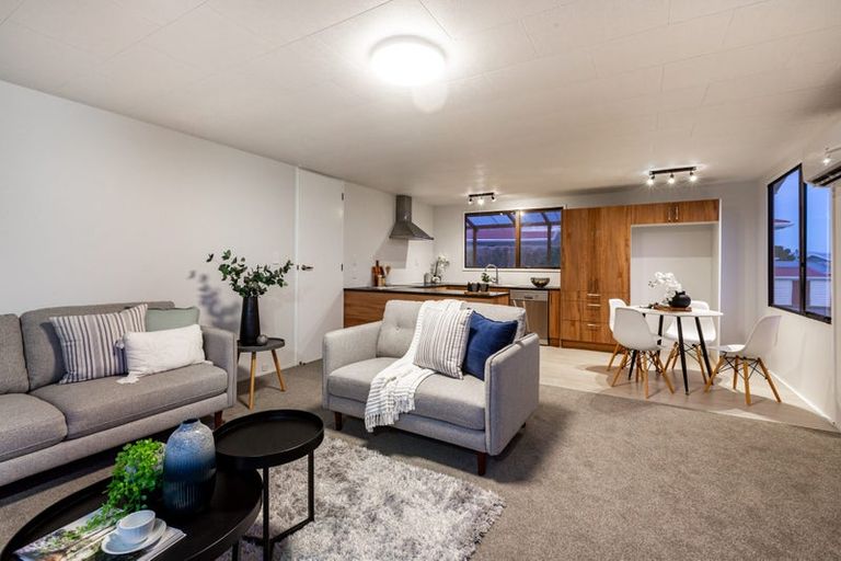 Photo of property in 7 Humphreys Grove, Titahi Bay, Porirua, 5022