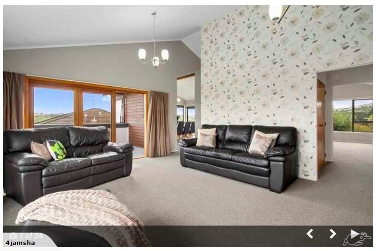 Photo of property in 19 Halladale Road, Papakowhai, Porirua, 5024