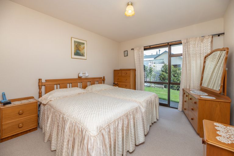 Photo of property in 1/22 Happy Home Road, Westmorland, Christchurch, 8025