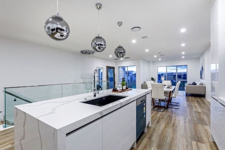 Photo of property in 27 Aviation Drive, Hobsonville, Auckland, 0616