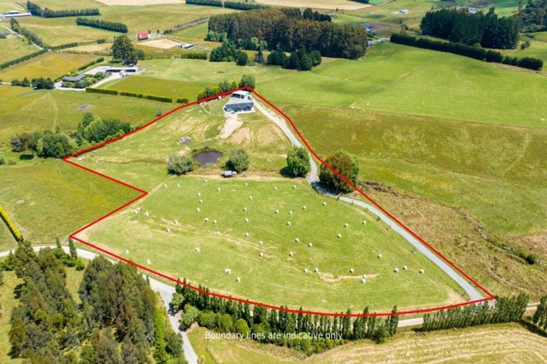 Photo of property in 51 Nicholson Road, Khandallah, Wellington, 6035