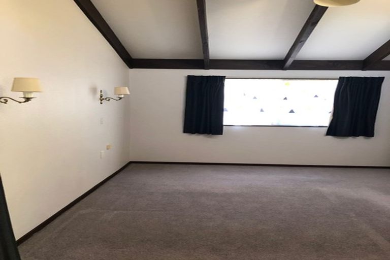 Photo of property in 21 Leeds Place, Tamatea, Napier, 4112