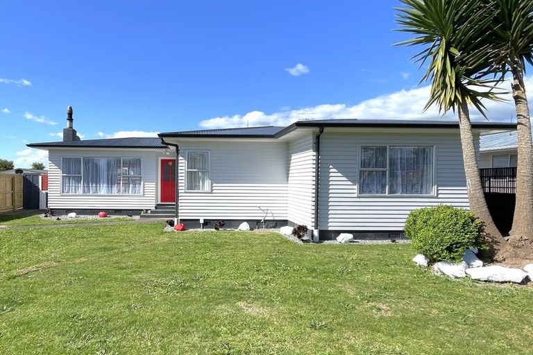 Photo of property in 11 Vogel Street, Shannon, 4821