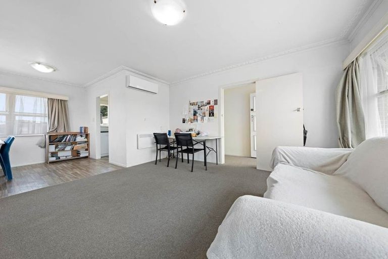 Photo of property in 674 Pakuranga Road, Howick, Auckland, 2010