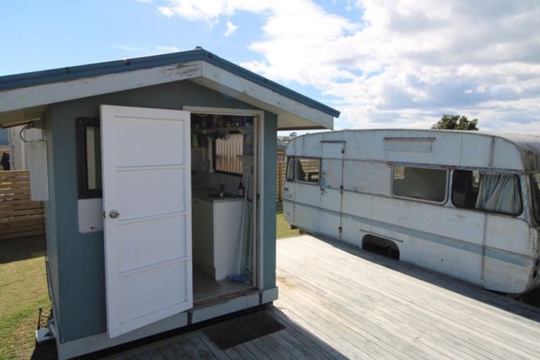 Photo of property in 202 Ngaio Drive, Matarangi, Whitianga, 3592