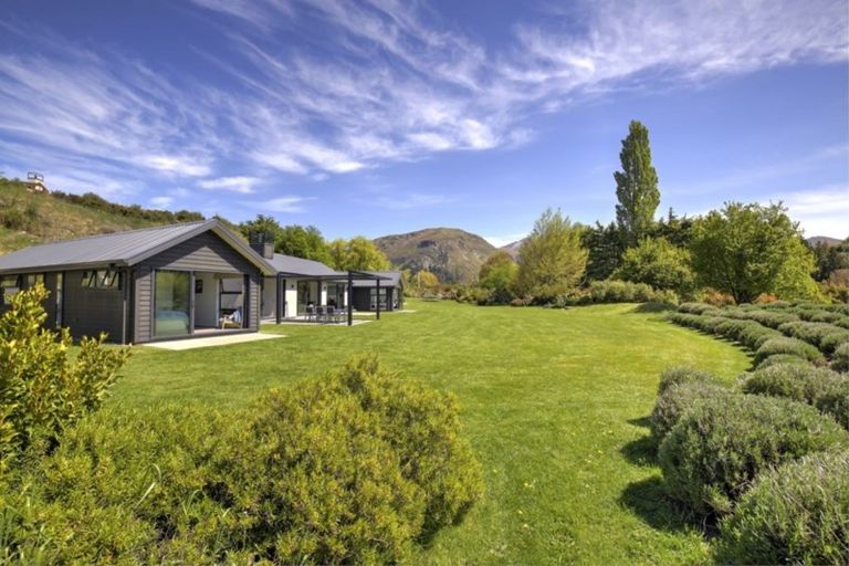 Photo of property in 232 Hansen Road, Lower Shotover, Queenstown, 9371